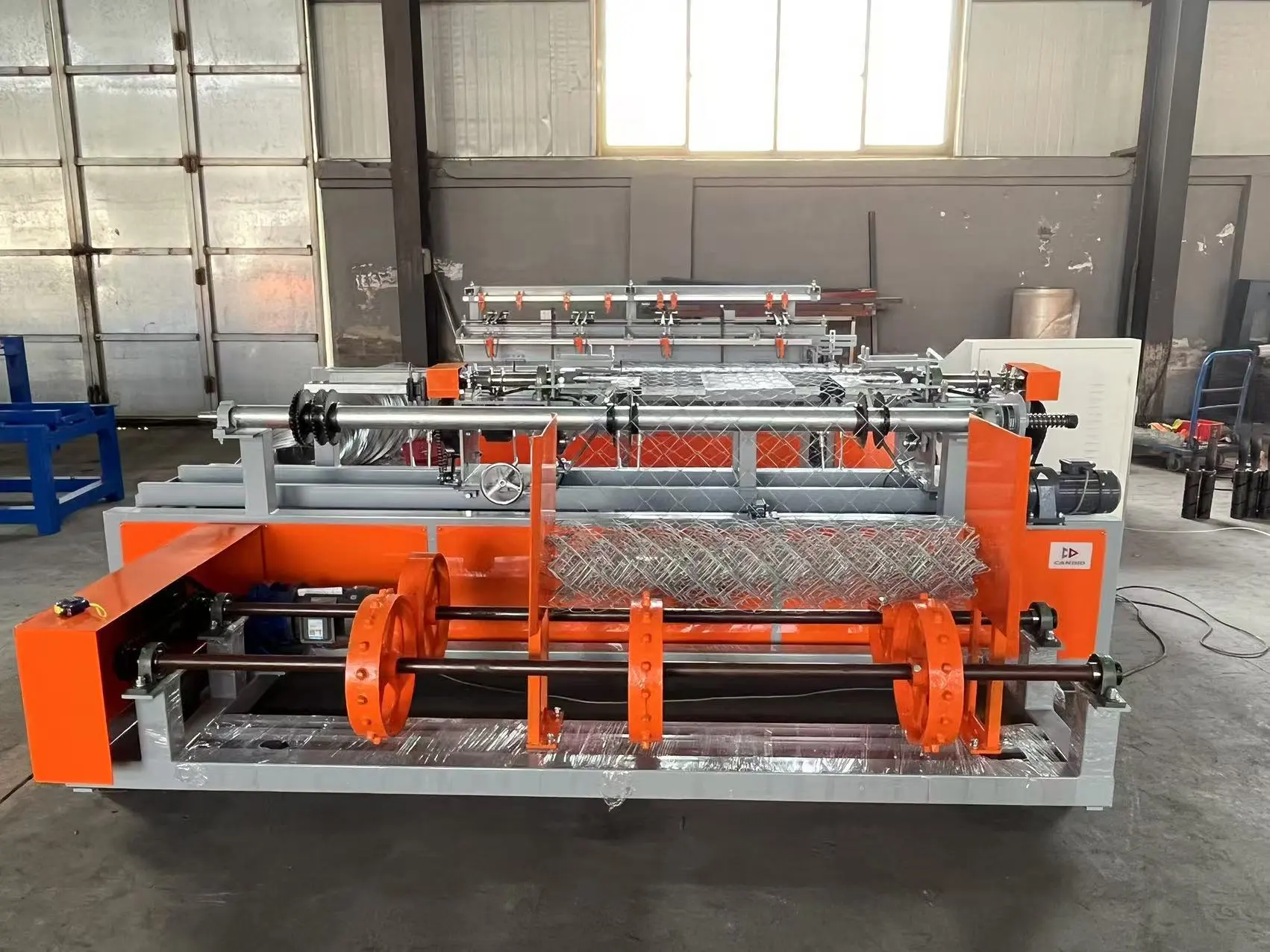 single wire chain link fence machine